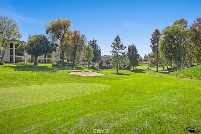 5517 Paseo Del Lago E 1C, Laguna Woods, CA 92637