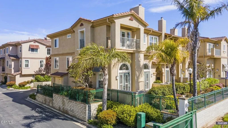 1251 Bayside Circle, Oxnard, CA 93035
