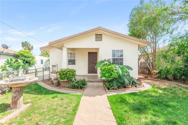 4310 Michigan Avenue, East Los Angeles, CA 90022