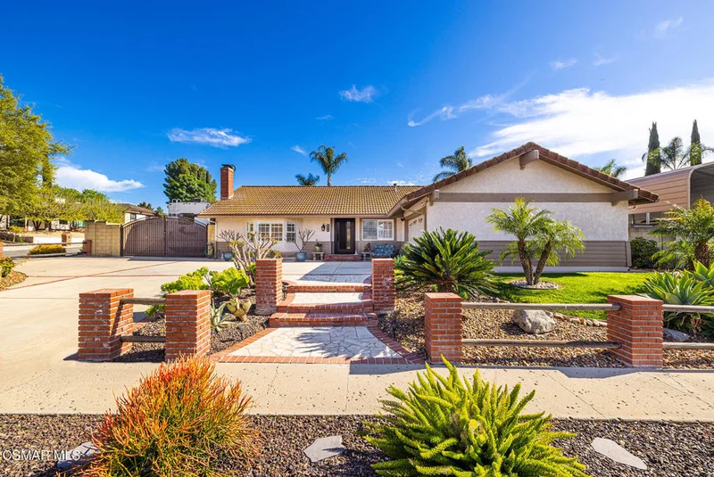 896 Weaver Street, Simi Valley, CA 93065