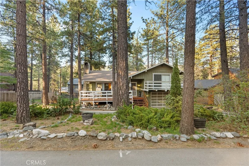 1130 Robin Road, Wrightwood, CA 92397