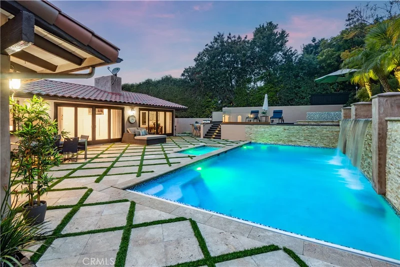 1229 Via Coronel, Palos Verdes Estates, CA 90274