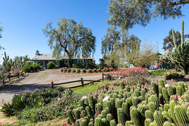 1245 Alpine Oaks Dr, Alpine, CA 91901