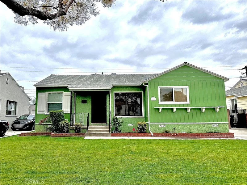 2712 Warwood Road, Lakewood, CA 90712