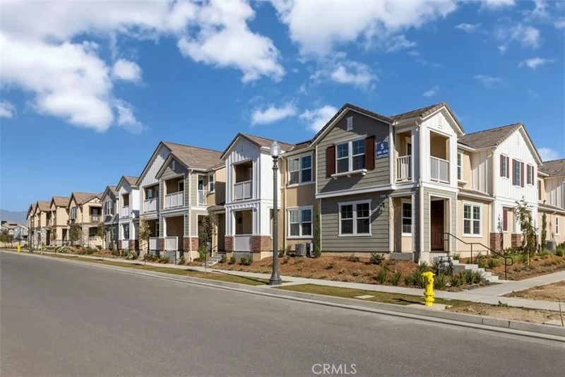 4264 S Hermosa Paseo, Ontario, CA 91761