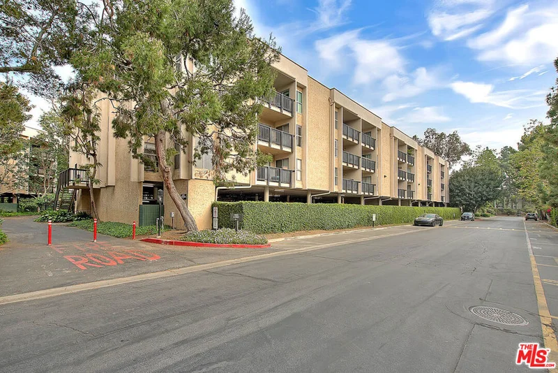 5113 Raintree Circle, Culver City, CA 90230