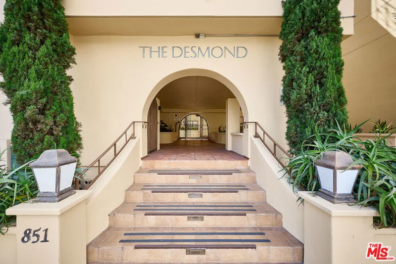 851 N San Vicente Boulevard 205, West Hollywood, CA 90069