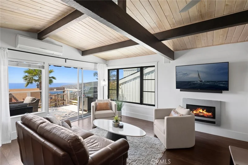 1029 Katella, Laguna Beach, CA 92651