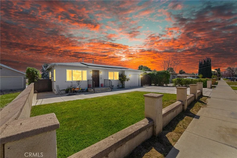302 E Francis Street, Ontario, CA 91761