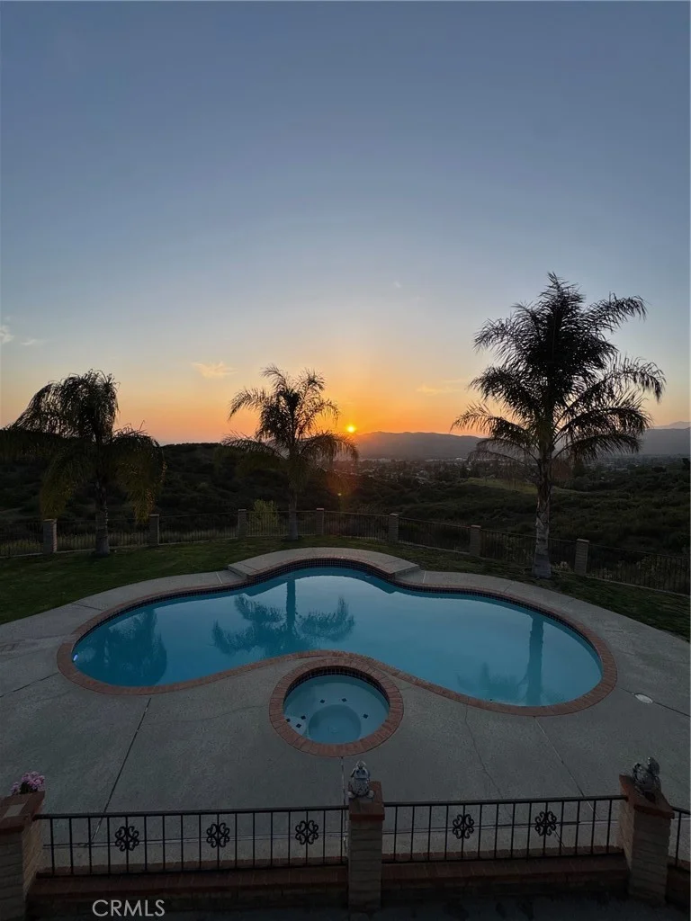 11901 Sunset Ridge Drive, Yucaipa, CA 92399