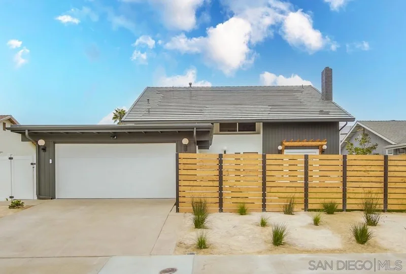4296 Benhurst Ave, San Diego, CA 92122