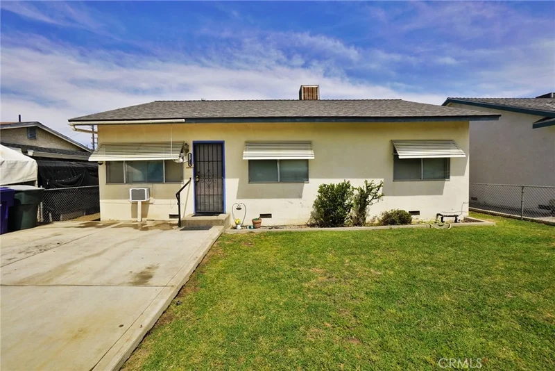 1240 Washington Street, Hanford, CA 93230