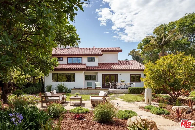 422 Alan Road, Santa Barbara, CA 93109
