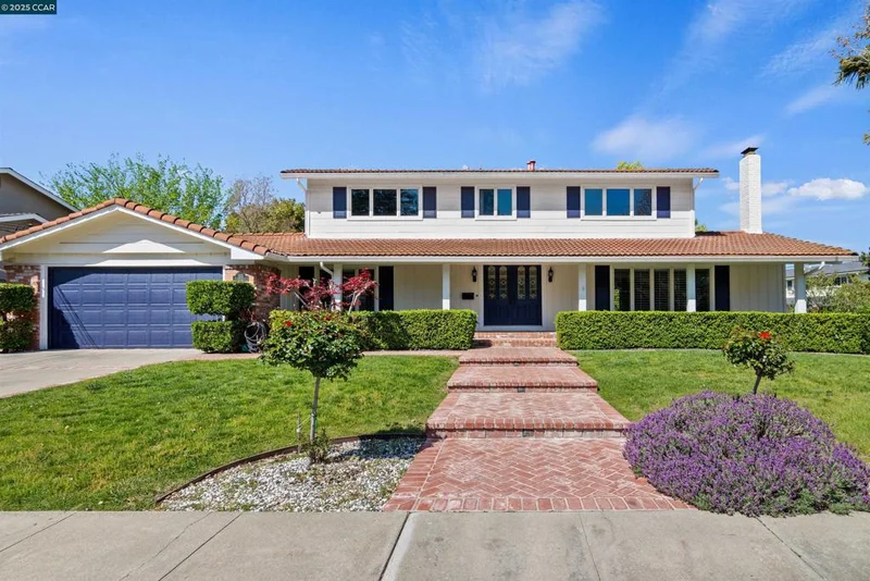 903 Meander Dr, Walnut Creek, CA 94598