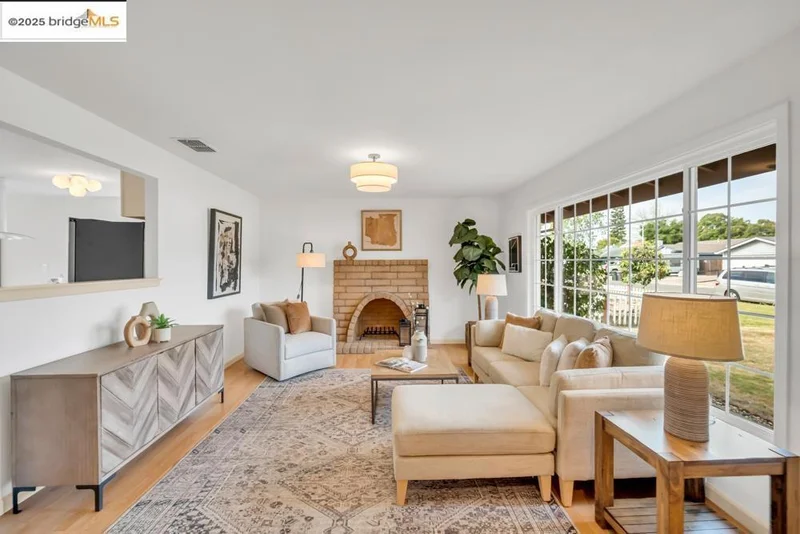 2968 Calle Del Sol Way, Rancho Cordova, CA 95670