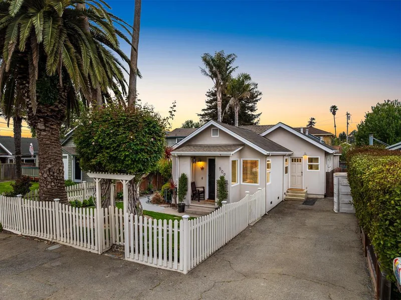 509 36th Avenue, Santa Cruz, CA 95062