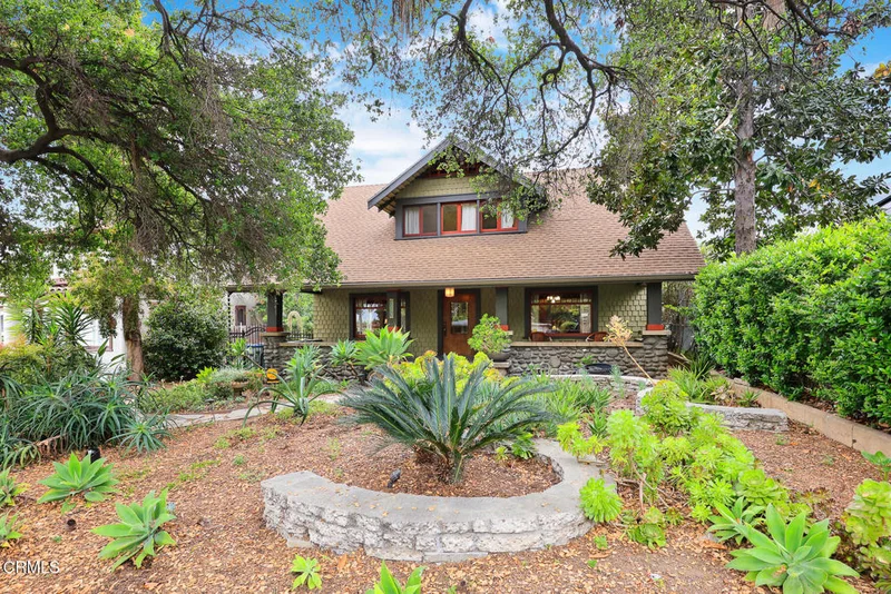1191 N Los Robles Avenue, Pasadena, CA 91104