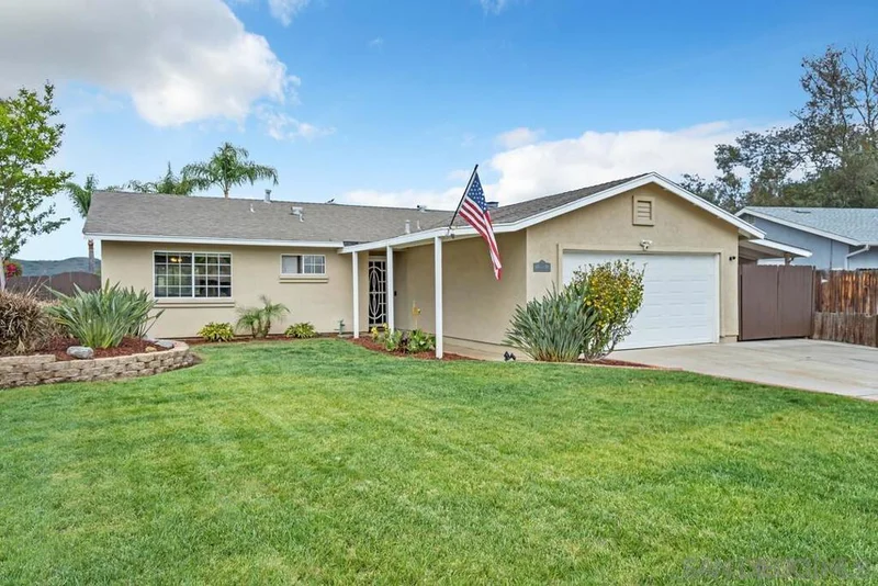 9108 Gideon Cir N, Lakeside, CA 92040