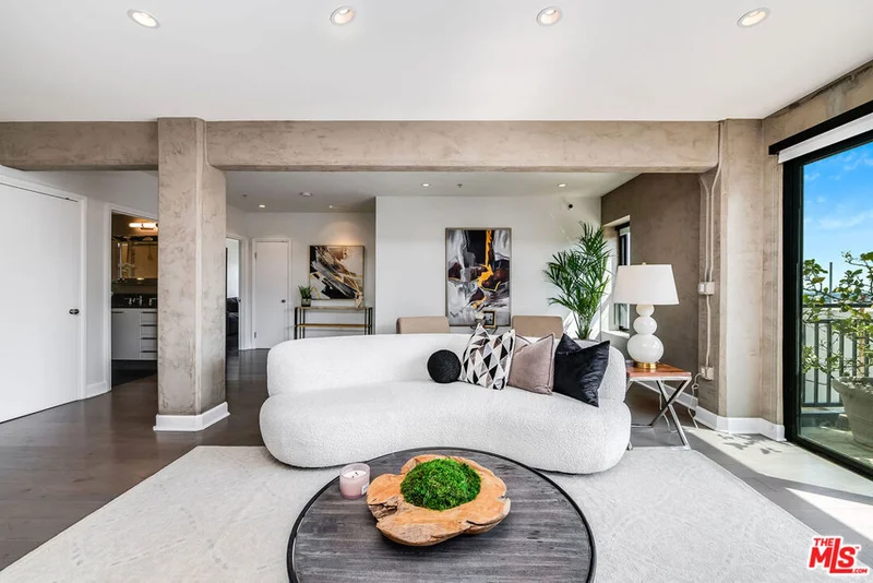416 S Spring Street 1109, Los Angeles, CA 90013
