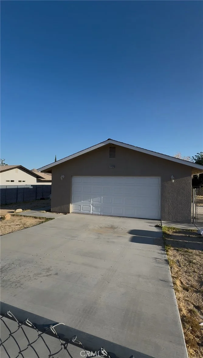 61929 Petunia Drive, Joshua Tree, CA 92252