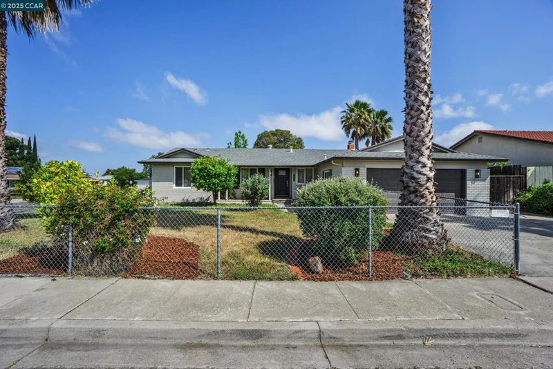 1001 Steven Dr, Pittsburg, CA 94565