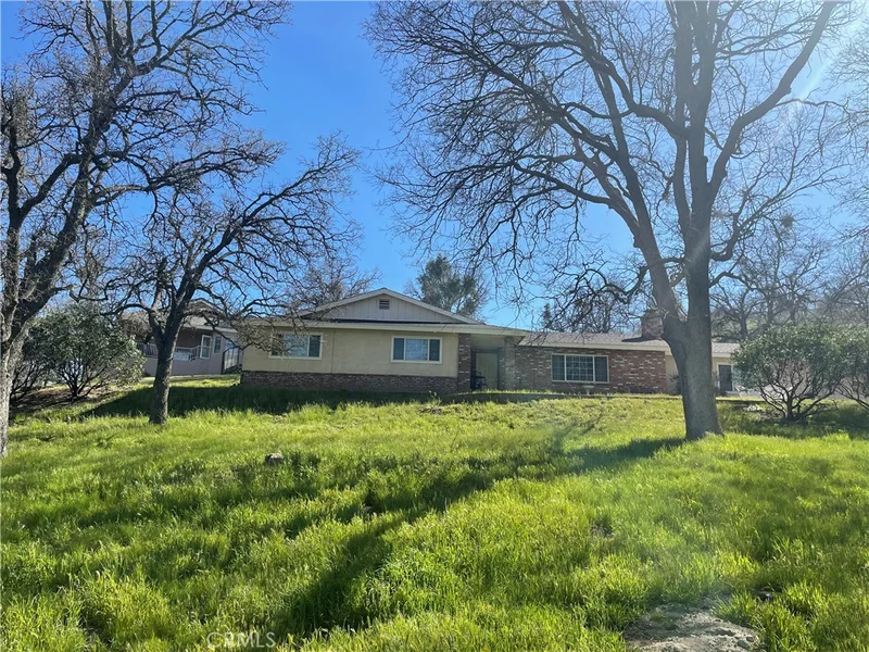 29450 Stallion Springs Drive, Tehachapi, CA 93561