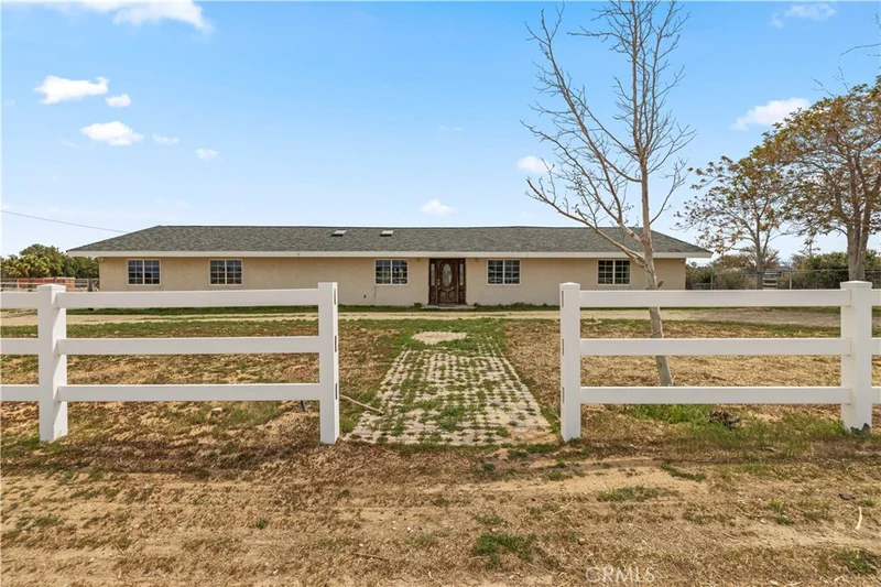 42620 21st Street W, Lancaster, CA 93536