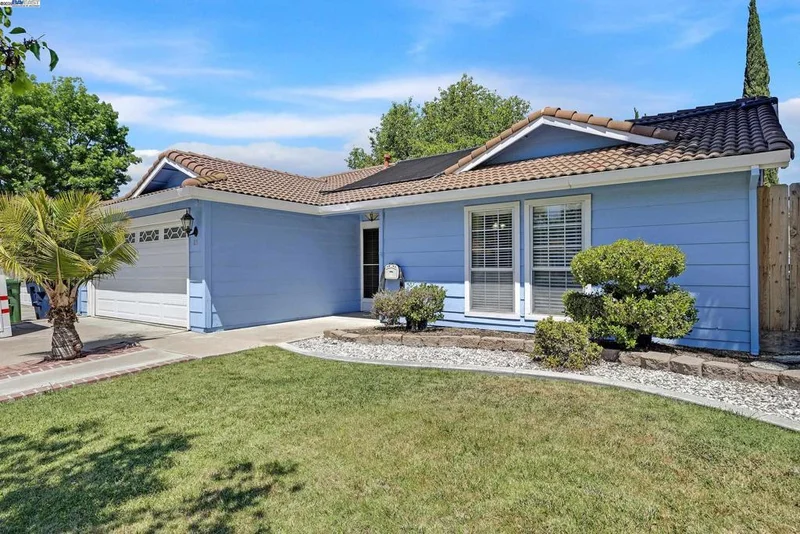 85 Deerwood Ln, Tracy, CA 95376