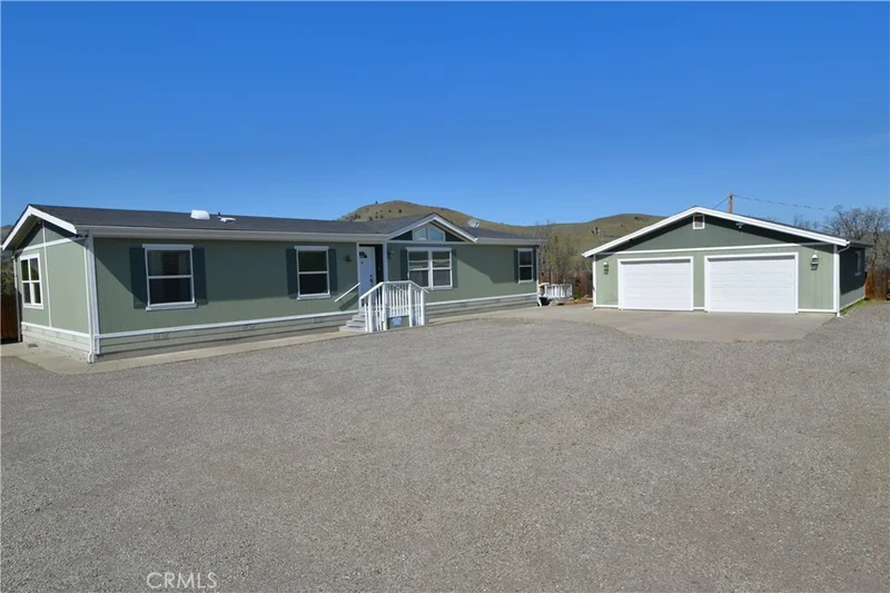 14630 Rainbow Way, Hornbrook, CA 96044