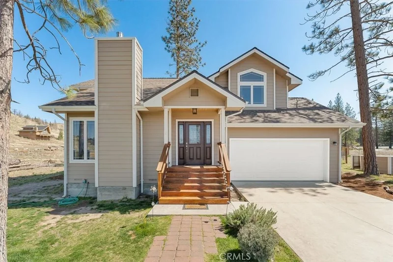 17520 Marmot Road, Weed, CA 96094