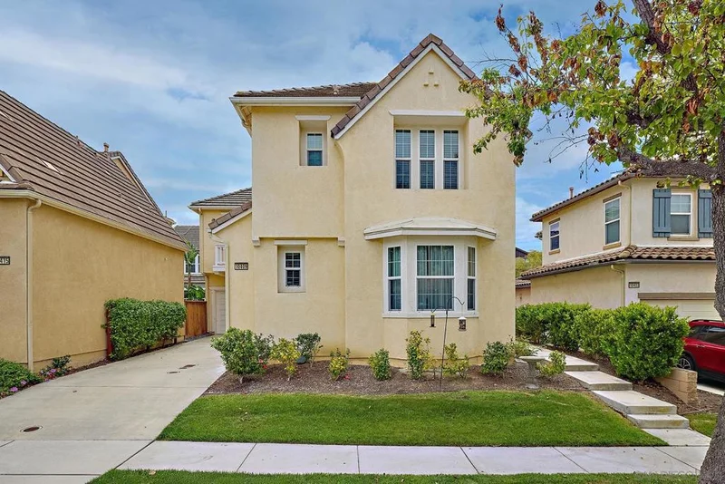 10409 Cherry Blossom Ln, San Diego, CA 92127