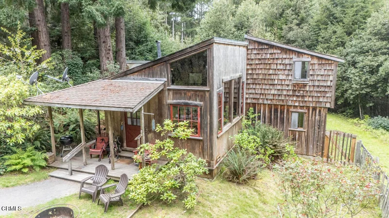 29874 Navarro Ridge Road, Albion, CA 95410