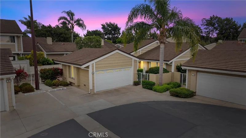 10 Coldstream 50, Irvine, CA 92604