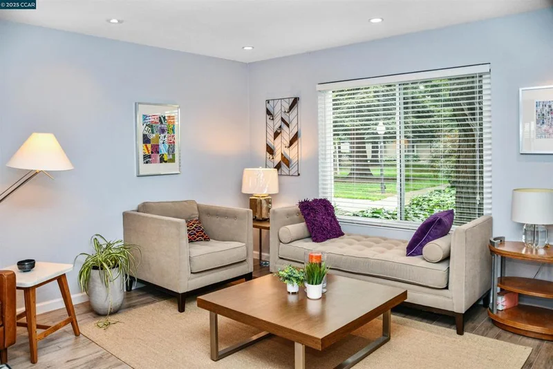 1237 Pine Creek Way B, Concord, CA 94520
