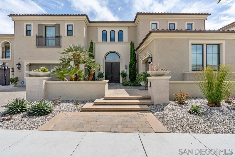 6131 Summit Crest Circle, San Diego, CA 92130