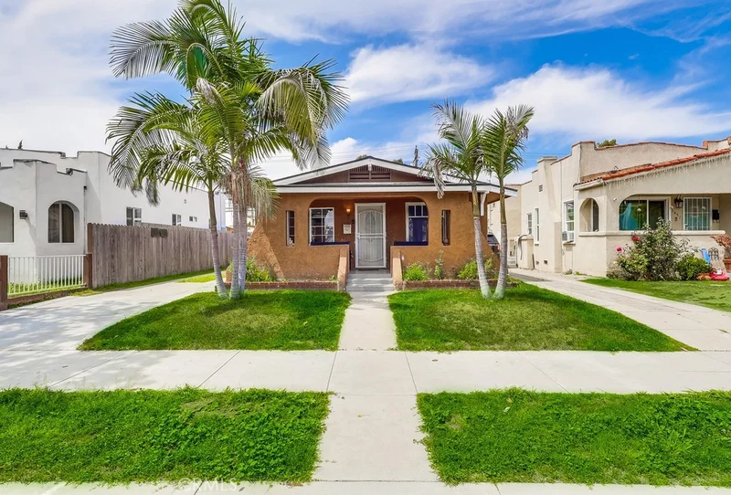 5449 Lime Avenue, Long Beach, CA 90805