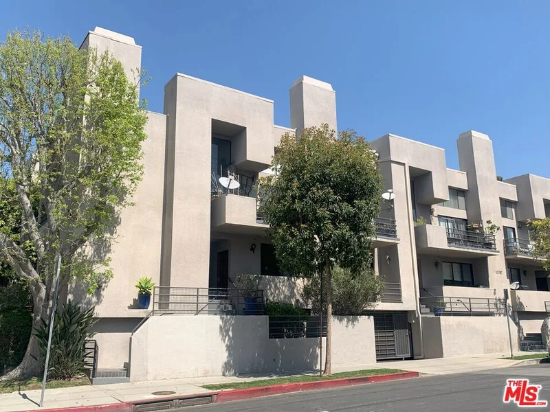 11767 Iowa Avenue 6, Los Angeles, CA 90025