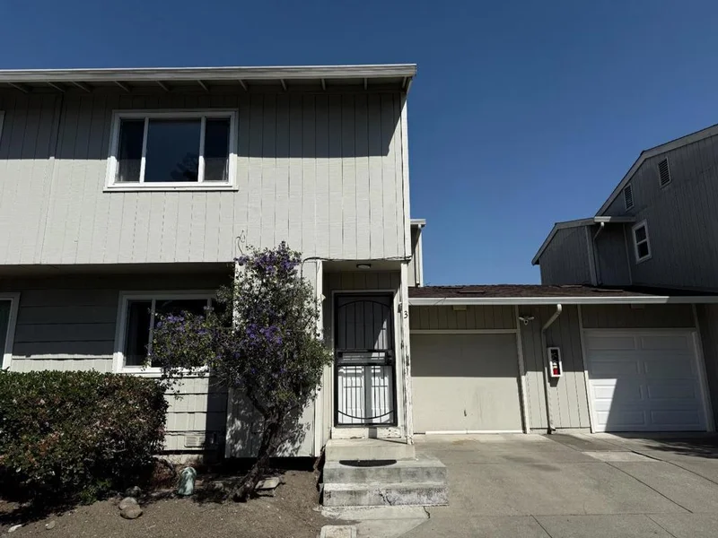 631 Foster Court 3, Hayward, CA 94544