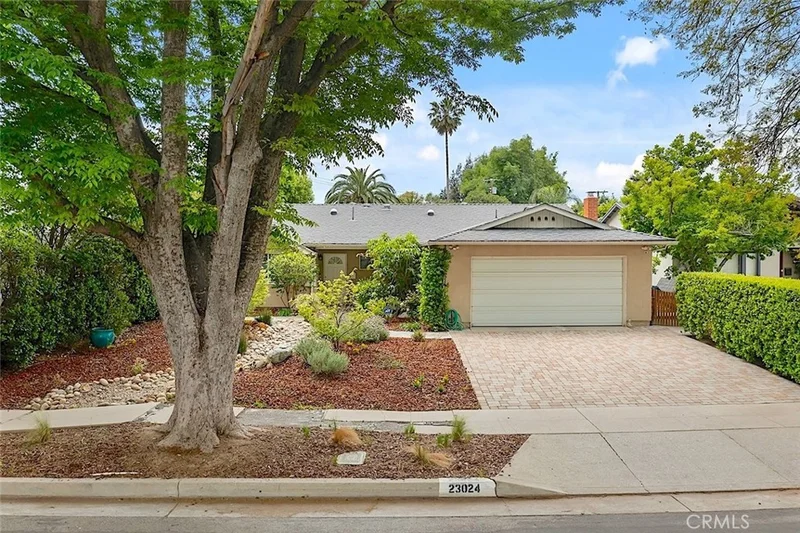 23024 Schoolcraft Street, West Hills, CA 91307