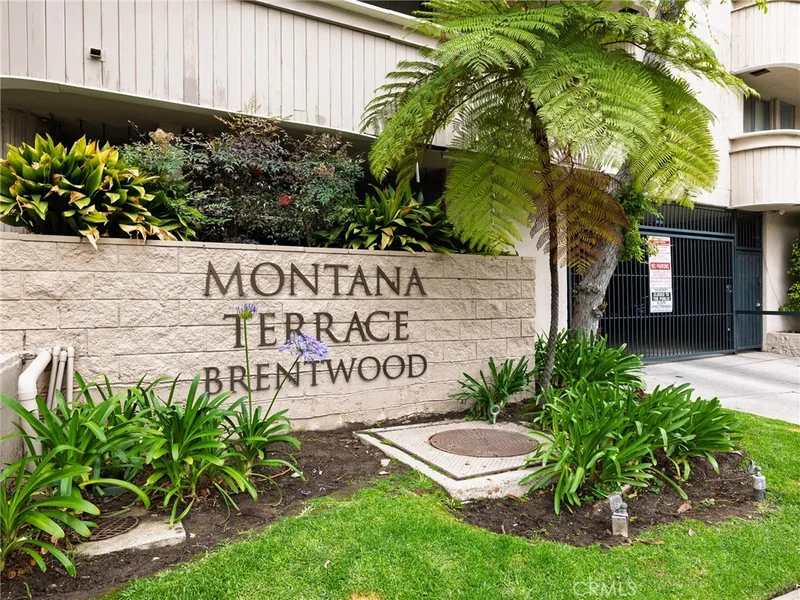 11645 Montana Avenue 330, Los Angeles, CA 90049