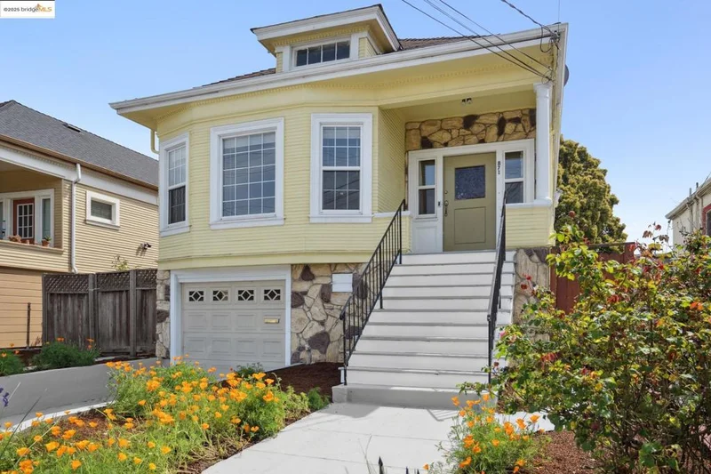 871 55th St, Oakland, CA 94608