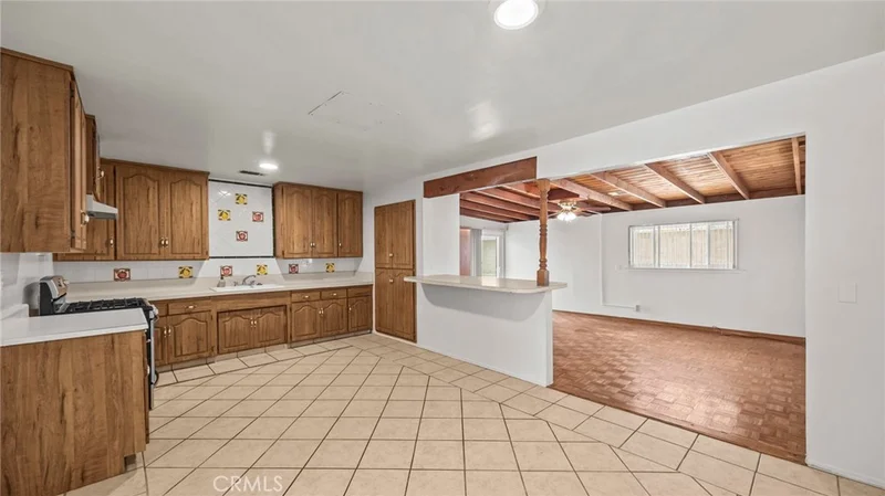 1190 S Willow Avenue, Rialto, CA 92376