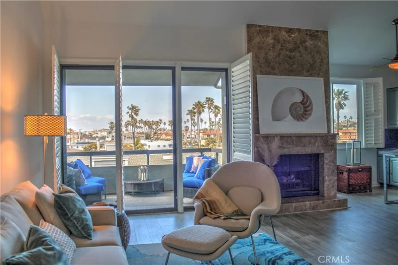 1007 S Catalina Avenue 212, Redondo Beach, CA 90277