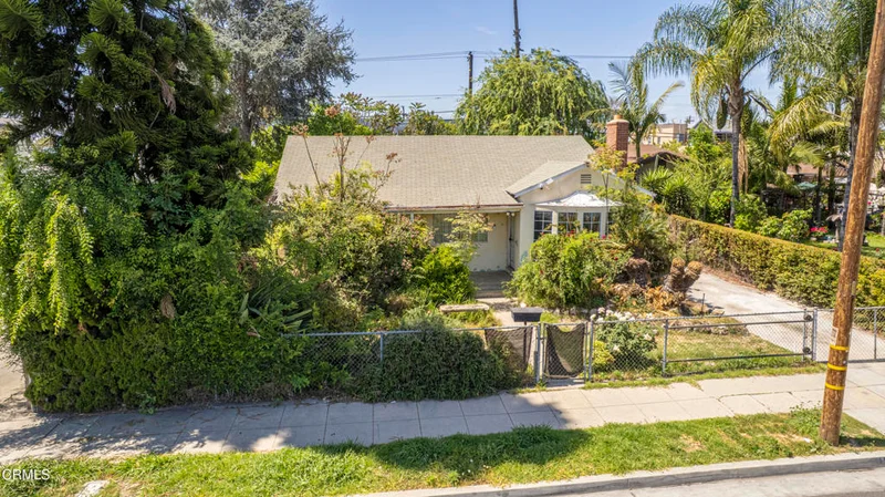 11515 Virginia Avenue, Lynwood, CA 90262