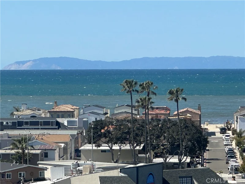 230 Lille Lane 214, Newport Beach, CA 92663