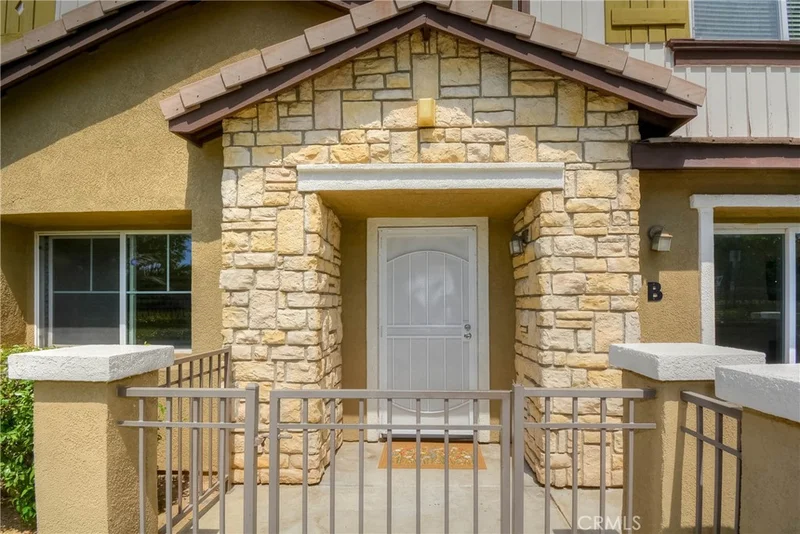 25808 Iris Avenue B, Moreno Valley, CA 92551