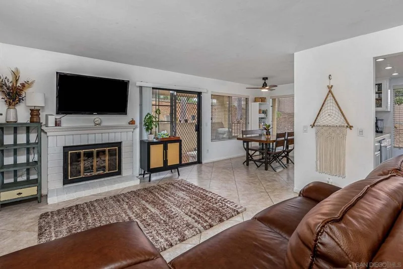 1146 Grape St, San Marcos, CA 92069