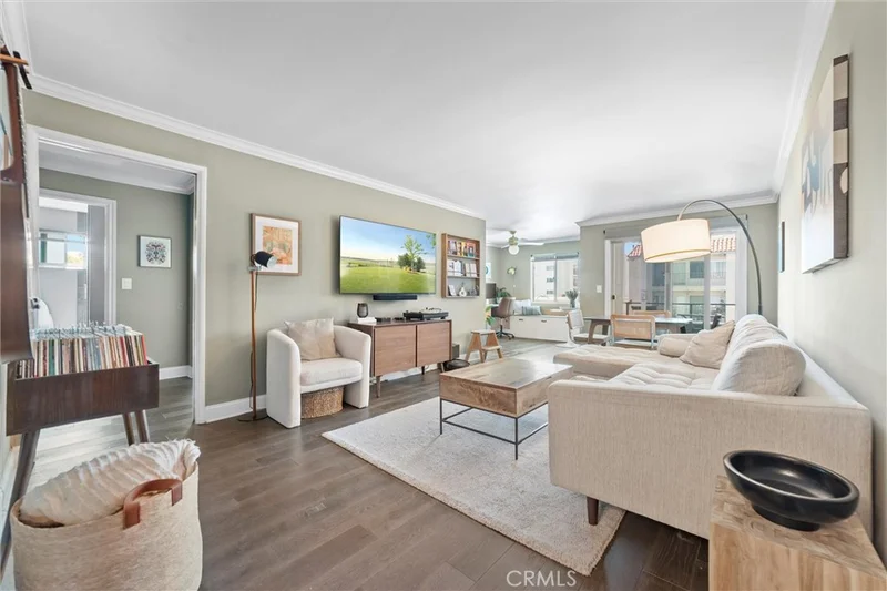 2302 2nd St 3D, Long Beach, CA 90803