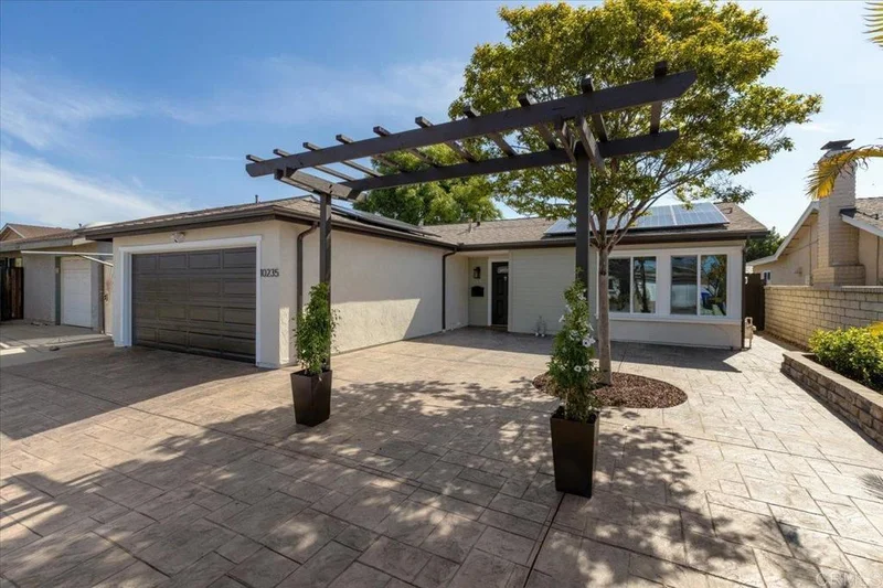 10235 Eagle Rock Avenue, San Diego, CA 92126