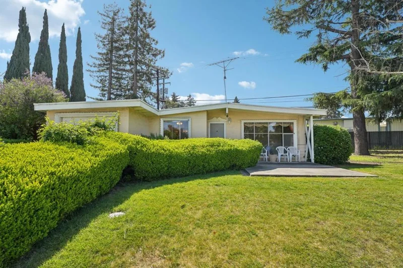 1876 Cabrillo Avenue, Santa Clara, CA 95050
